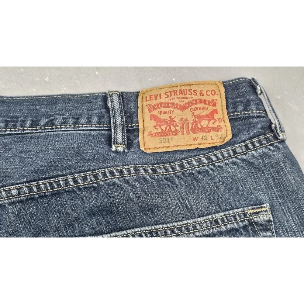 Levis 501‎ Jeans Mens 42x32 Button Fly Medium Wash Y2k Blue Casual Denim